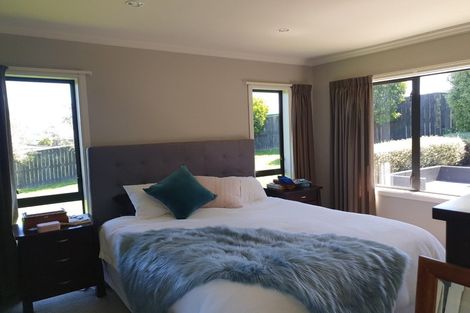 Photo of property in 123 Te Puia Drive, Aotea, Porirua, 5024