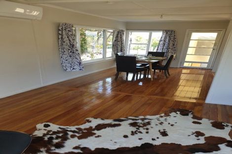 Photo of property in 1/7 Savoy Road, Glen Eden, Auckland, 0602