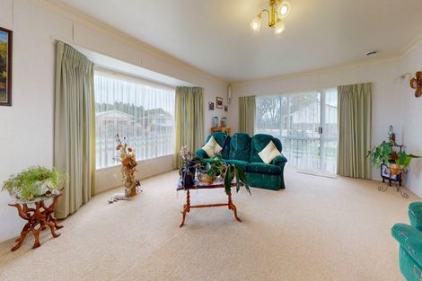 Photo of property in 61 Hayward Road, Ngatea, 3503