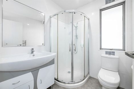 Photo of property in 127 Rangeview Road, Sunnyvale, Auckland, 0612