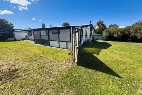 Photo of property in 2/211 Garnett Street, Raureka, Hastings, 4120