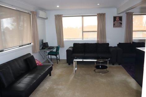 Photo of property in 34 Dissmeyer Drive, Clover Park, Auckland, 2019