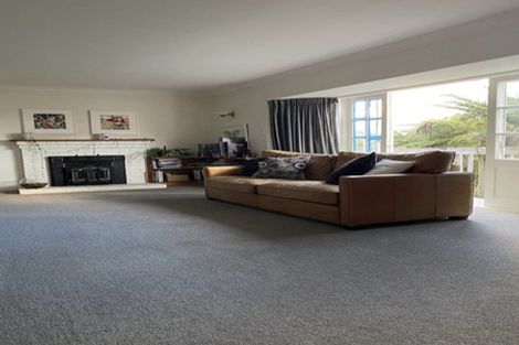 Photo of property in 107 Matipo Road, Mairangi Bay, Auckland, 0630