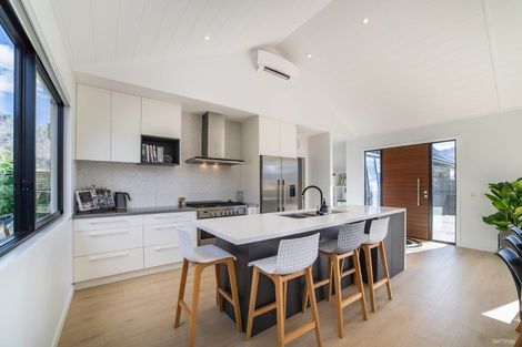 Photo of property in 6 Branigan Court, Jacks Point, Queenstown, 9371
