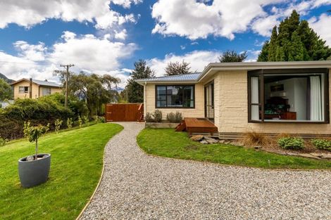 Photo of property in 53 Kent Street, Kingston, Athol, 9793