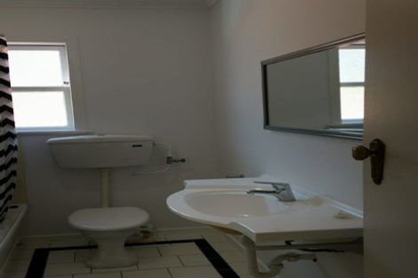 Photo of property in 10-12 Lavaud Street, Berhampore, Wellington, 6023