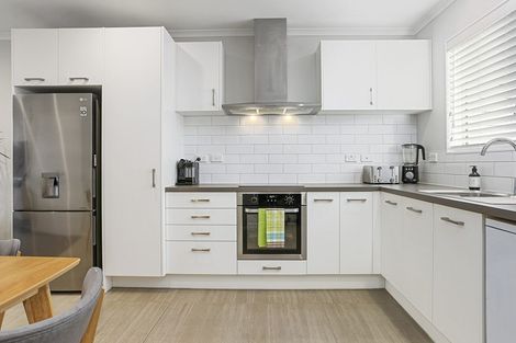 Photo of property in 28 Eyton Kay Road, Hobsonville, Auckland, 0616