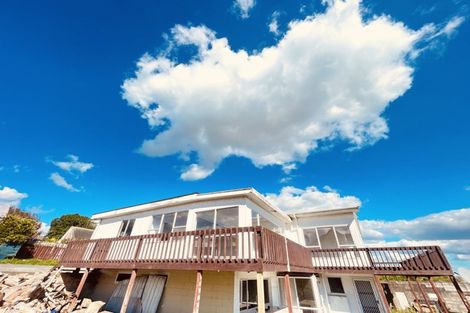 Photo of property in 49 Roys Road, Weymouth, Auckland, 2103