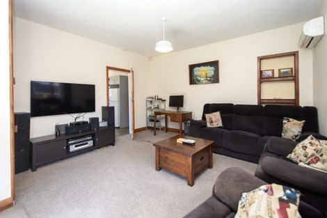 Photo of property in 53 Thackeray Place, Waltham, Christchurch, 8023