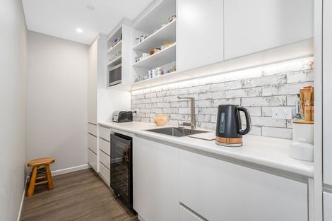 Photo of property in 118 Rosetta Road, Raumati South, Paraparaumu, 5032