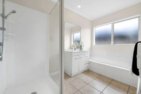 Photo of property in 109a Kilkenny Drive, Dannemora, Auckland, 2016