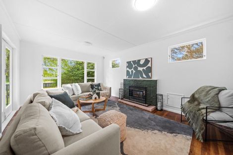 Photo of property in 79 Victoria Street, Carterton, 5713