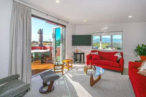 Photo of property in 54 Ocean Beach Road, Tairua, 3508
