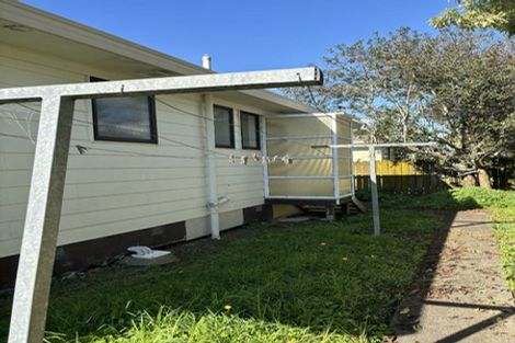 Photo of property in 2/9 Sparrow Place, Weymouth, Auckland, 2103