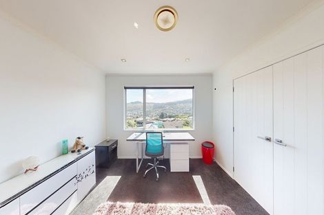 Photo of property in 26 Kilkelly Close, Tawa, Wellington, 5028