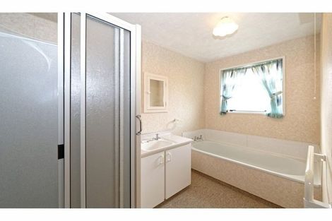 Photo of property in 2/16 Leslie Street, Upper Riccarton, Christchurch, 8041