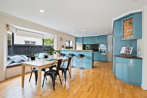 Photo of property in 31 Oakwood Grove, Eastern Beach, Auckland, 2012