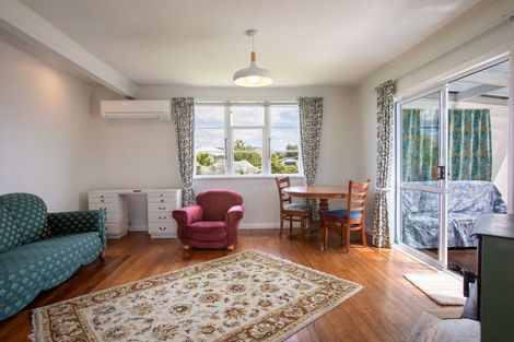 Photo of property in 21 Hall Street, Woodville, 4920