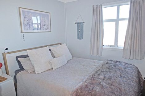 Photo of property in 5 Huia Street, Foxton Beach, Foxton, 4815