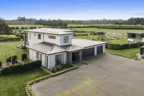 Photo of property in 1 Hayfield Terrace, Cust, Rangiora, 7471