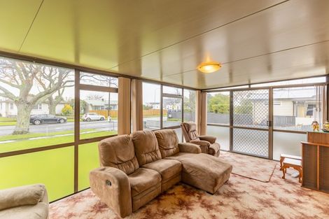 Photo of property in 21 Wycliffe Street, Onekawa, Napier, 4110