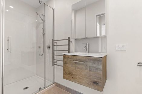 Photo of property in 4/60 Selo Street, Glen Eden, Auckland, 0602