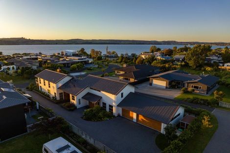 Photo of property in 24 Pukenamu Road, Rainbow Point, Taupo, 3330