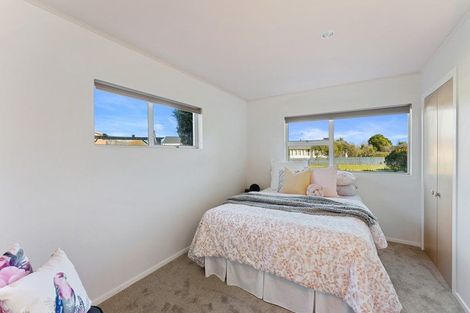 Photo of property in 63 Ngapaki Street, Waikanae Beach, Waikanae, 5036