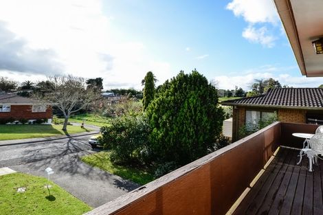 Photo of property in 2/25 Ciprian Place, Henderson, Auckland, 0612