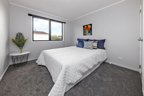 Photo of property in 4 Ririno Place, Manurewa, Auckland, 2102