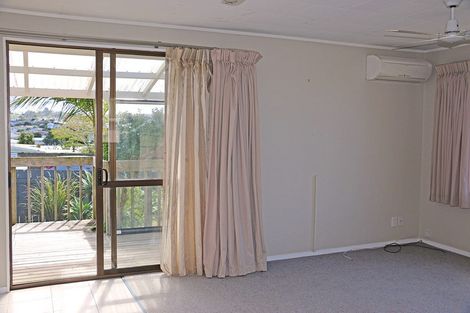 Photo of property in 2 Dalton Road, Snells Beach, 0920