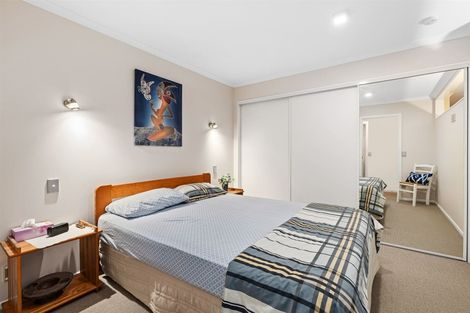 Photo of property in 127 Whangaparaoa Road, Red Beach, 0932