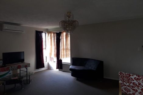 Photo of property in 10 Nogat Avenue, Papatoetoe, Auckland, 2024