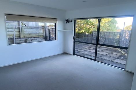Photo of property in 94 Carlisle Road, Browns Bay, Auckland, 0632