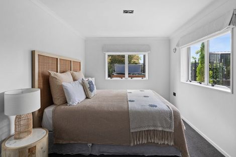 Photo of property in 55 Breadalbane Avenue, Havelock North, 4130