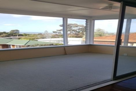 Photo of property in 14 Kokiri Street, Te Atatu South, Auckland, 0610