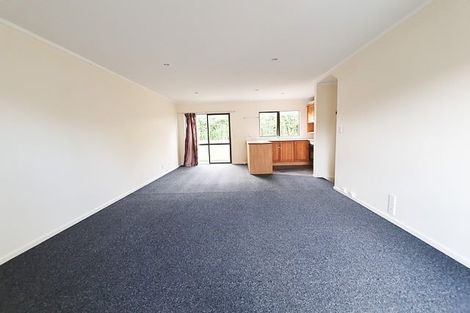 Photo of property in 6/8 Margan Avenue, New Lynn, Auckland, 0600