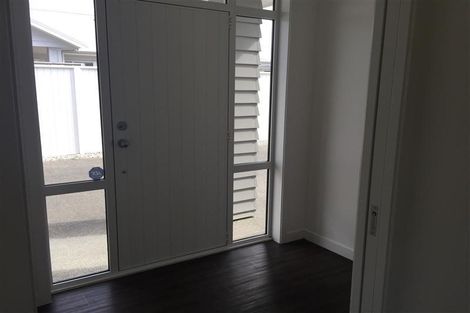 Photo of property in 2 York Terrace, Riverhead, 0820