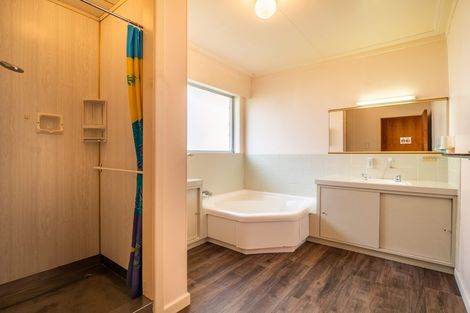 Photo of property in 50 Glendevon Place, Vauxhall, Dunedin, 9013