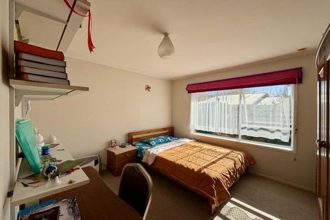Photo of property in 17 Heaphy Street, Westown, New Plymouth, 4310