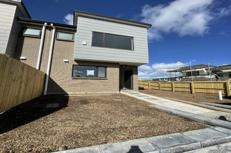 Photo of property in 19a Poruru Close, Papakura, 2110