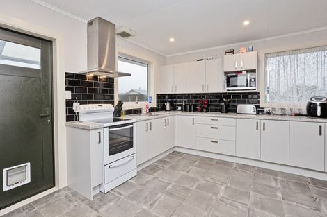 Photo of property in 44 Lothian Crescent, Strathern, Invercargill, 9812