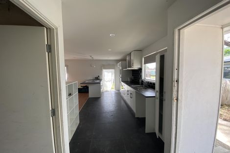 Photo of property in 3 Sandrine Avenue, Clover Park, Auckland, 2019