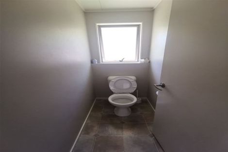 Photo of property in 48 Candia Road, Swanson, Auckland, 0614