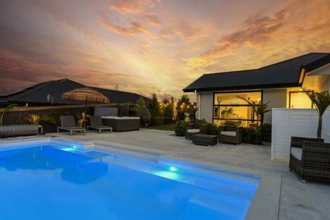 Photo of property in 19 Les Wakefield Road, Mapua, 7005