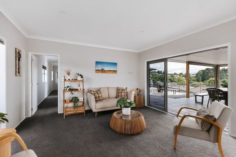 Photo of property in 111 Oteki Park Drive, Welcome Bay, Tauranga, 3112