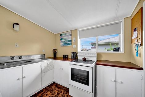 Photo of property in 6b York Street, Eltham, 4322
