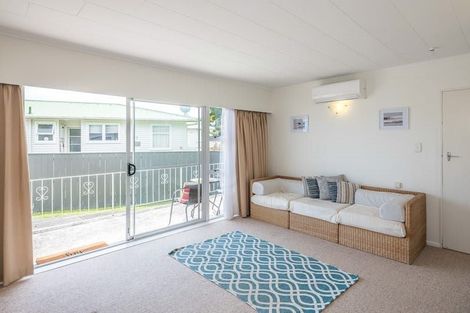 Photo of property in 52a Kapiti Road, Paraparaumu, 5032