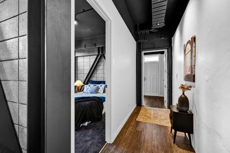 Photo of property in 127 Saint Aubyn Street, New Plymouth, 4310