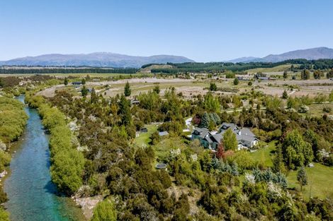 Photo of property in 162 Te Awa Road, Albert Town, Wanaka, 9382